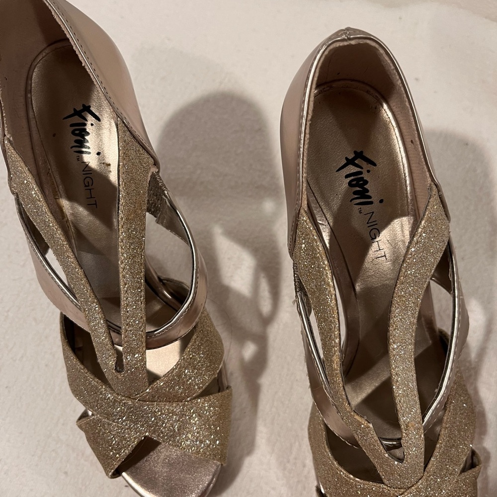 FIONI Clothing Rose Gold Glitter Strappy Peep-Toe Heels - Picture 5 of 5